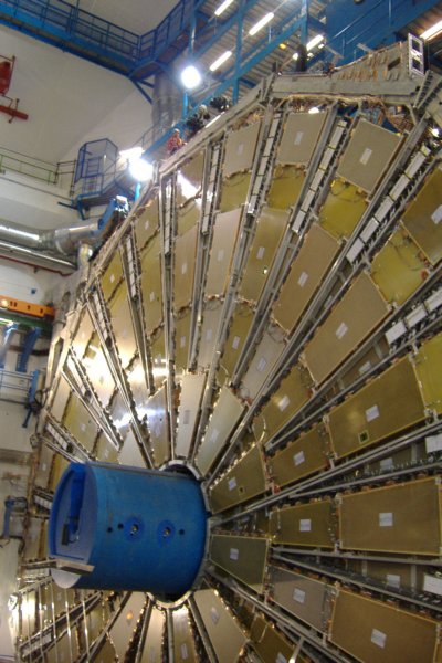 _0526cern0014.jpg