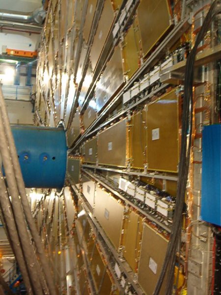 cern012.jpg