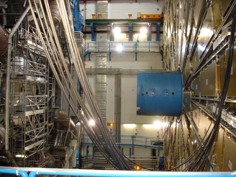 cern048.jpg