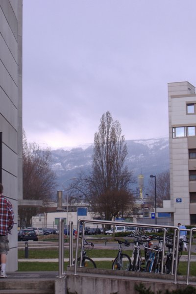 _0526cern0006.jpg